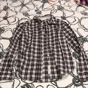 Fitted flannel/button down